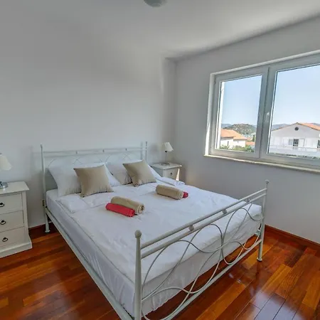 Villa Karlo *