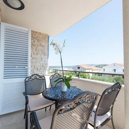Villa Karlo *